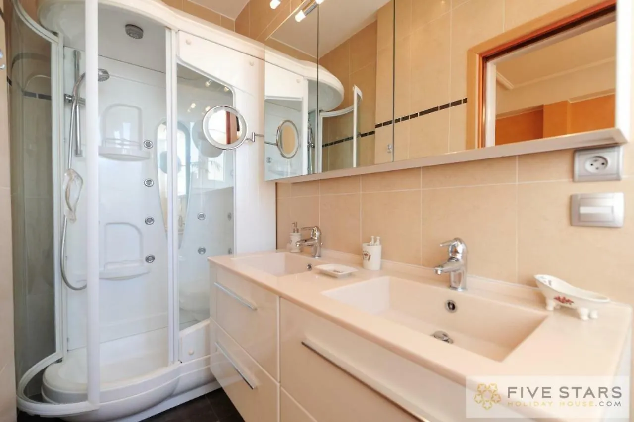 Le Majestic Promenade - Five Stars Holiday House Nice