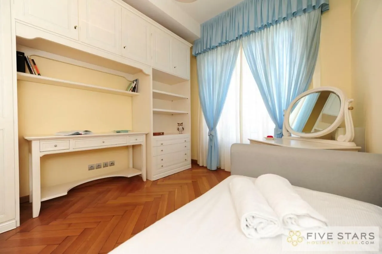 Le Majestic Promenade - Five Stars Holiday House Nice 0*,  France