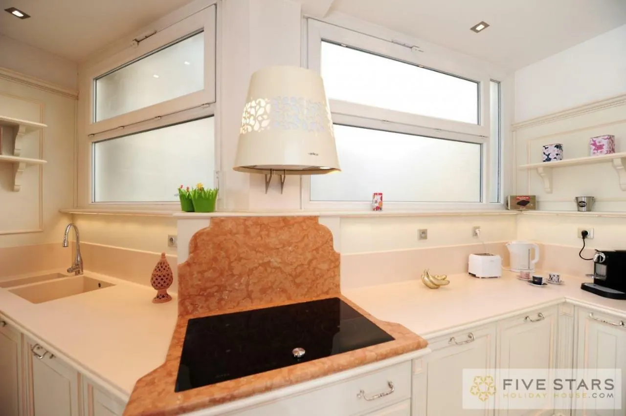 Apartment Le Majestic Promenade - Five Stars Holiday House Nice