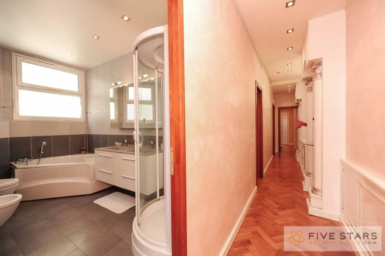 Le Majestic Promenade - Five Stars Holiday House Nice 0*,