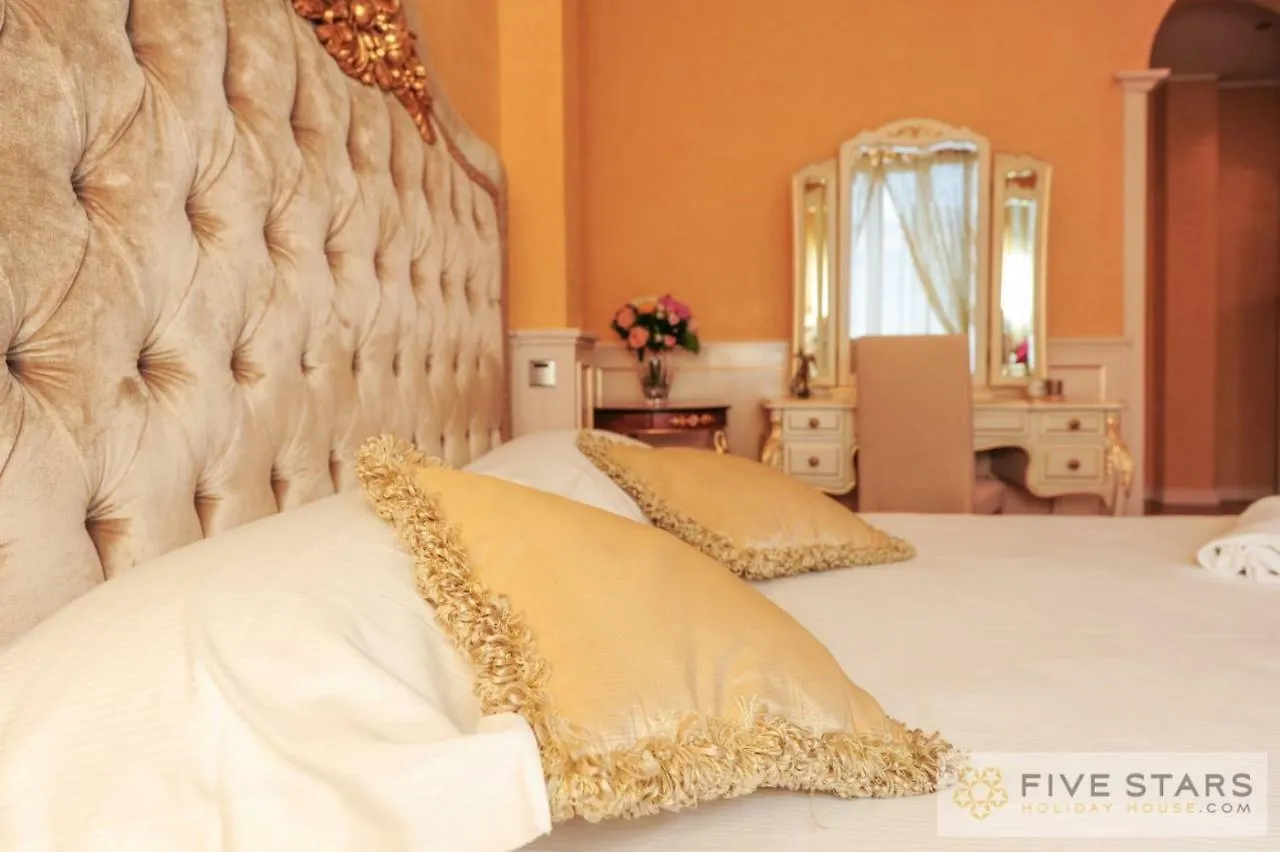 Le Majestic Promenade - Five Stars Holiday House Nice France